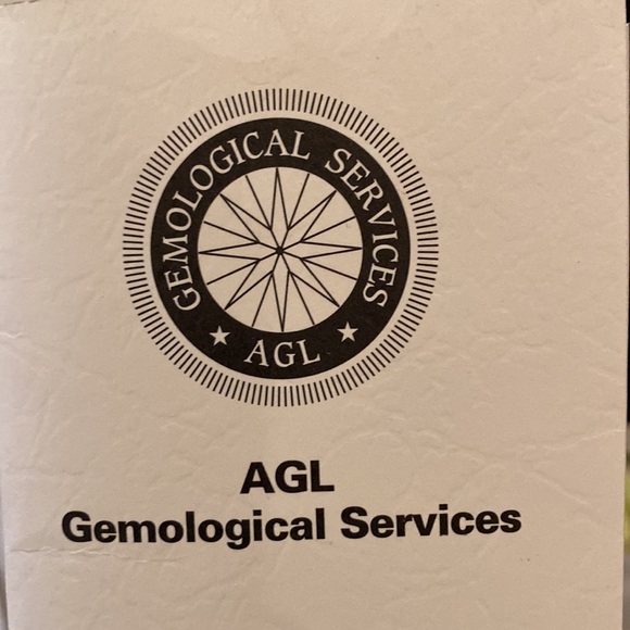 Beautiful Princess Cut Diamond Ring!💍💍- FIRM - Picture 11 of 12